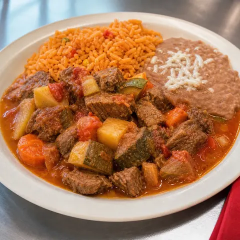 Guisado de res con papa y verduras