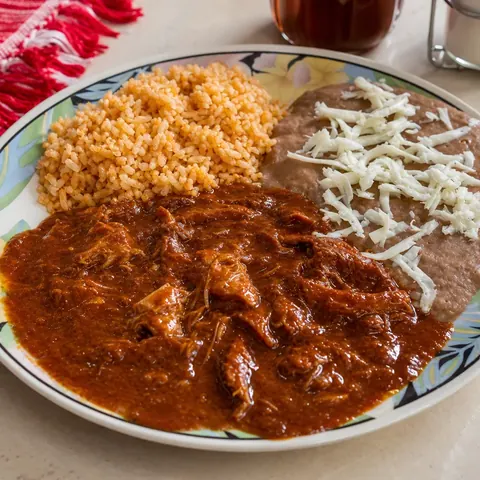 Mole con pollo